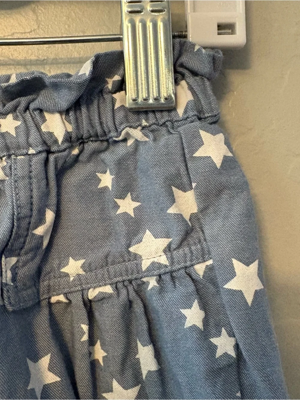 Tommy Hilfiger baby girls chambray with white stars ruffle top/short set 18 mon